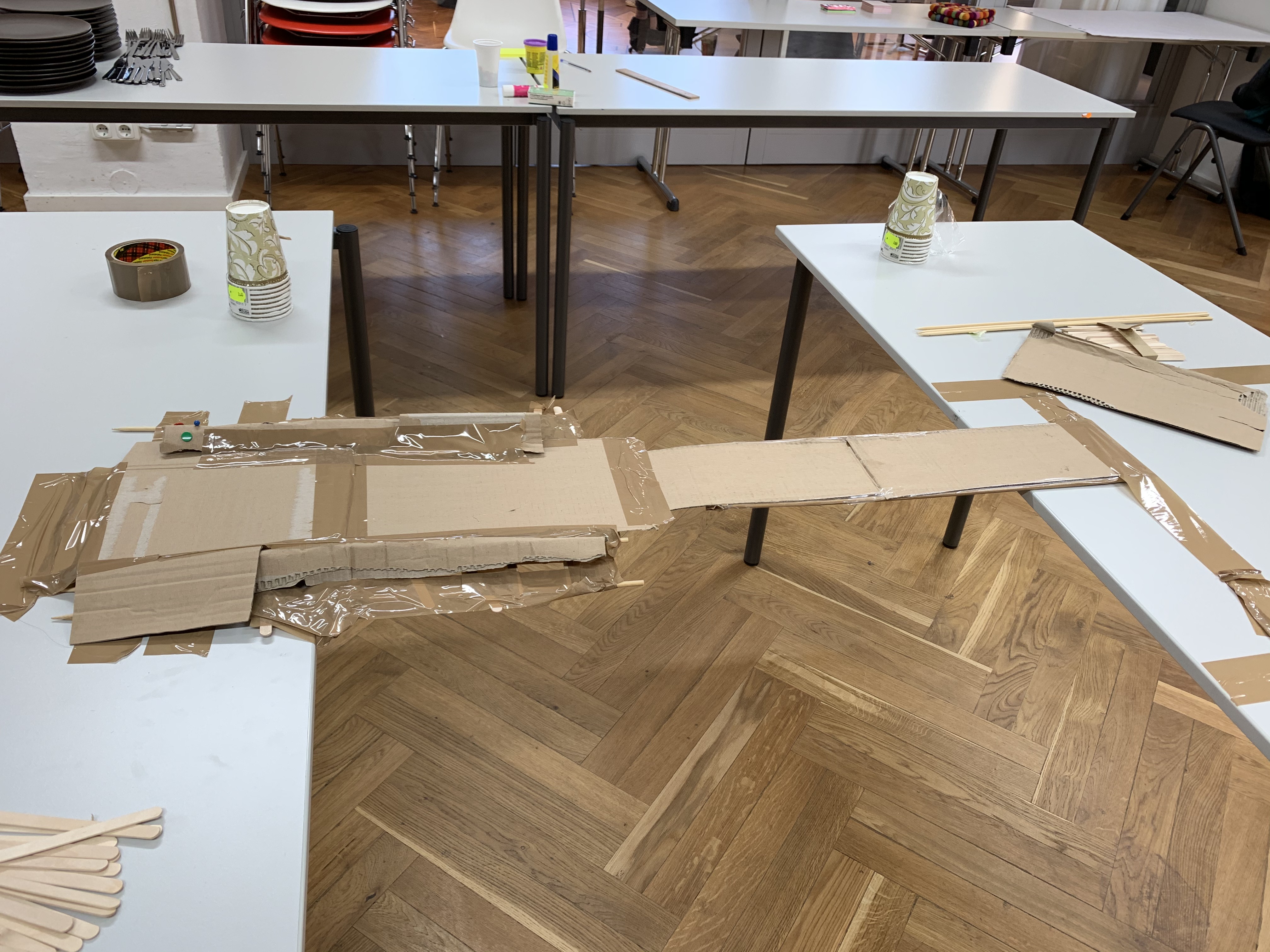 „Projekt 3“ / Fünf-Semestler,  Spendenbereitschaft, Social Business und mehr…!